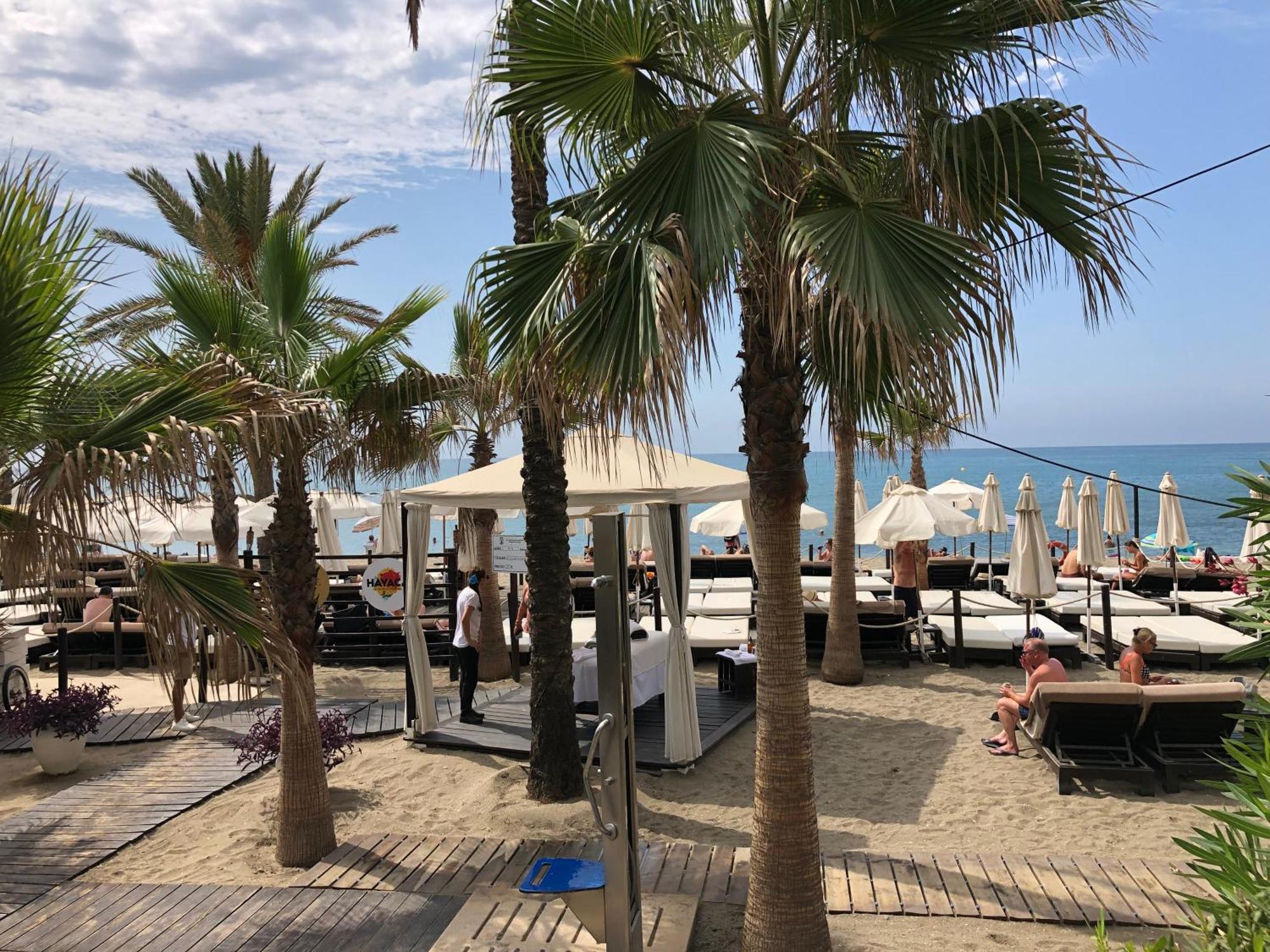 Apartment Three Bedroom Vacation Paradise Fuengirola