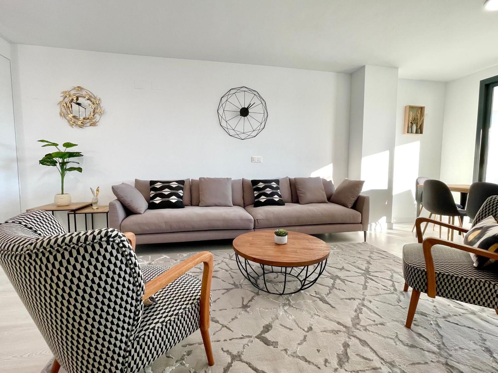 Apartment Three Bedroom Vacation Paradise *